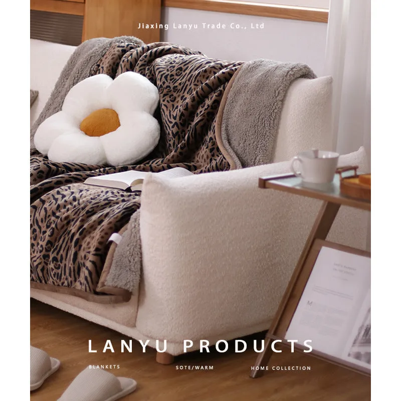 150x200cm Autumn and Winter Flannel Blanket Leopard Print Blanket Tiger Pattern Sofa Cover Bed Cover Blanket Warm Casual Blanket