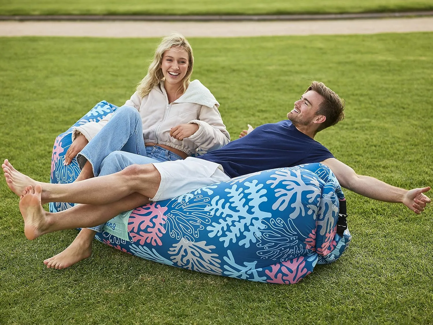 AlphaBeing Inflatable Lounger Air Sofa, Portable Inflatable Couch Mesh Hollow Air Hammock Anti Leakage Air Chair for Outdoor Camping Beach Traveling