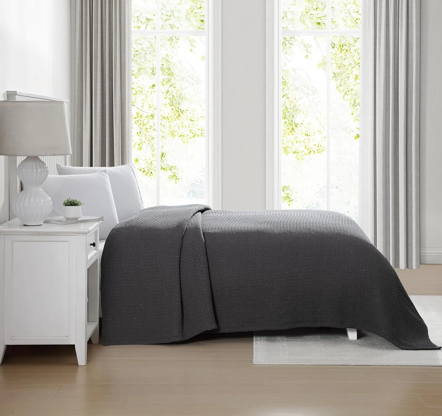 Beatrice Home Fashions Grand Hotel Lightweight All-Natural 100% Cotton Waffle Weave Blanket, Full/Queen, Dark Gray