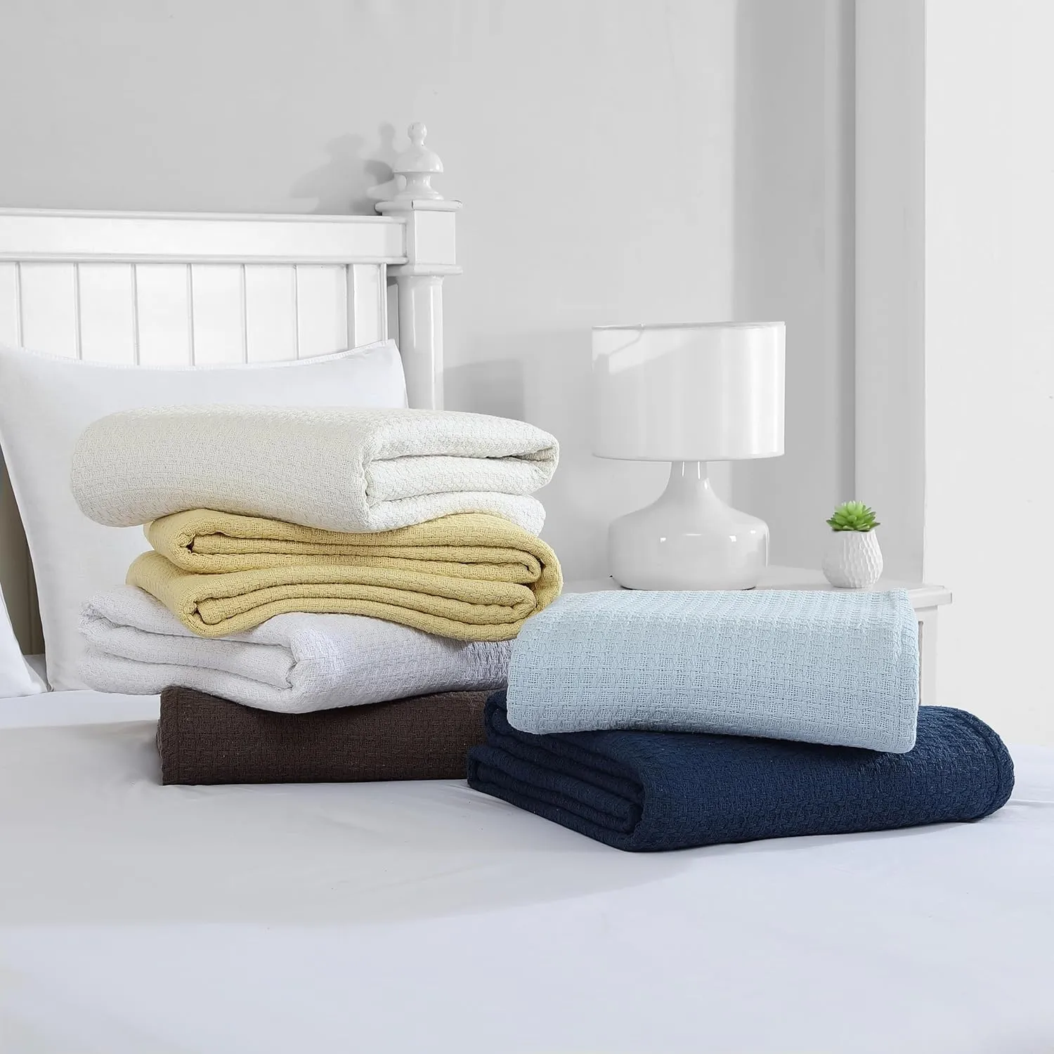 Beatrice Home Fashions Grand Hotel Lightweight All-Natural 100% Cotton Waffle Weave Blanket, Full/Queen, Ivory