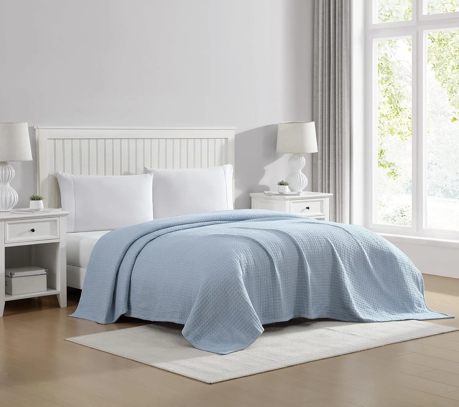 Beatrice Home Fashions Grand Hotel Lightweight All-Natural 100% Cotton Waffle Weave Blanket, Full/Queen, Pearl Blue