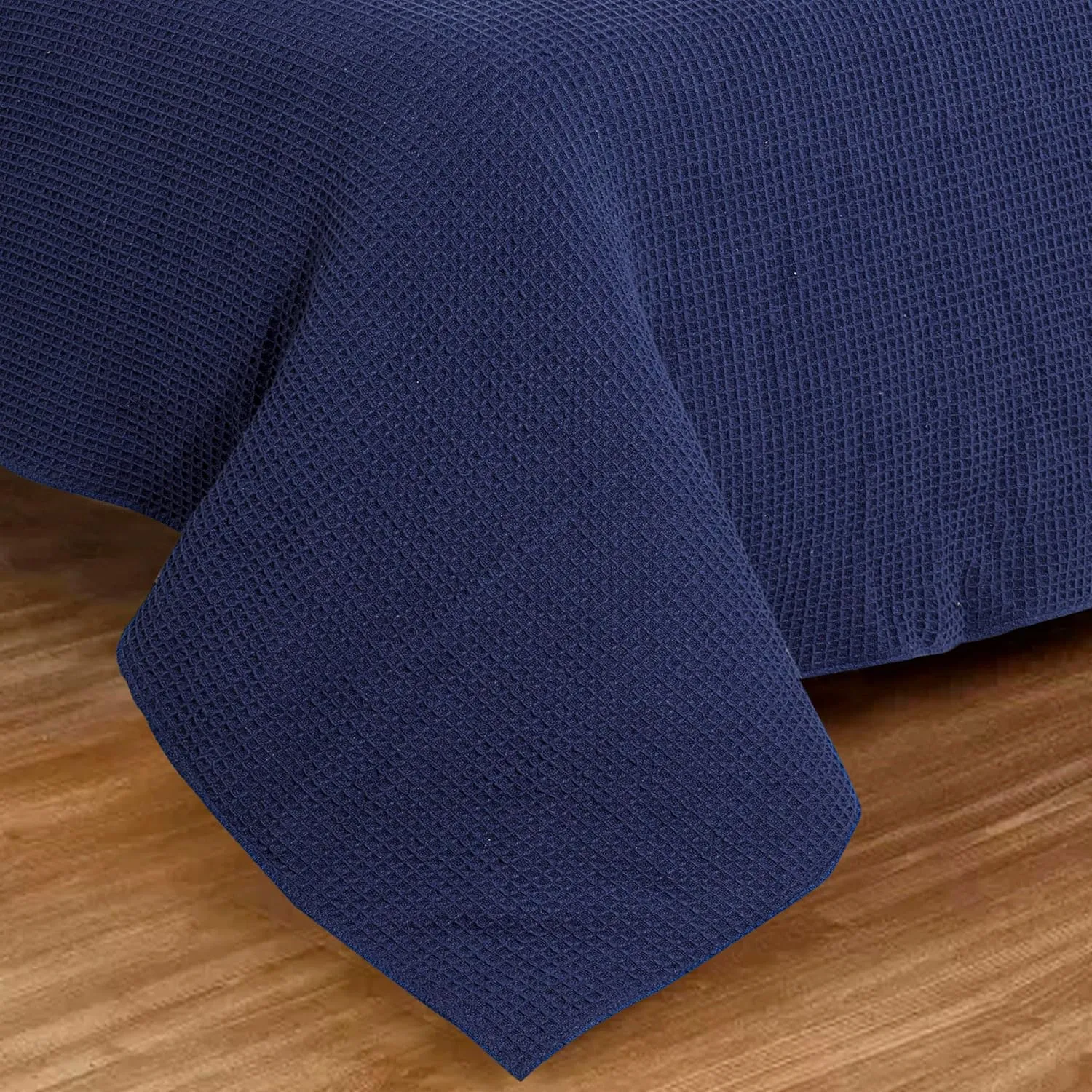 Bed Bath & Home Waffle Texture 100% Cotton Blanket - Ideal for Home Decor & Snuggle - Soft Cozy Breathable Lightweight Layering All Season Thermal Blanket Twin (60 x 90 Inches) Navy Blue