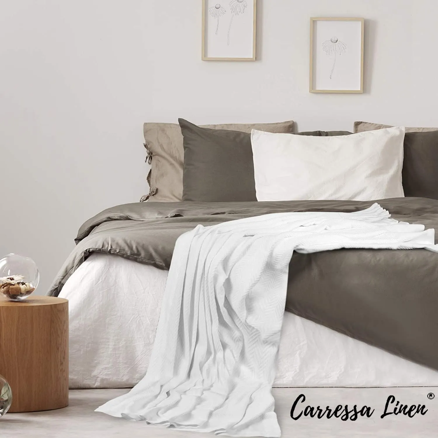 Carressa Linen Pure Cotton, Luxury King Size Soft White Blanket Herringbone Pattern, Lightweight, Soft & Cozy Premium Fall Bed Throw Blanket for All Seasons, 350GSM & 106X92 with Free Cotton Pouch