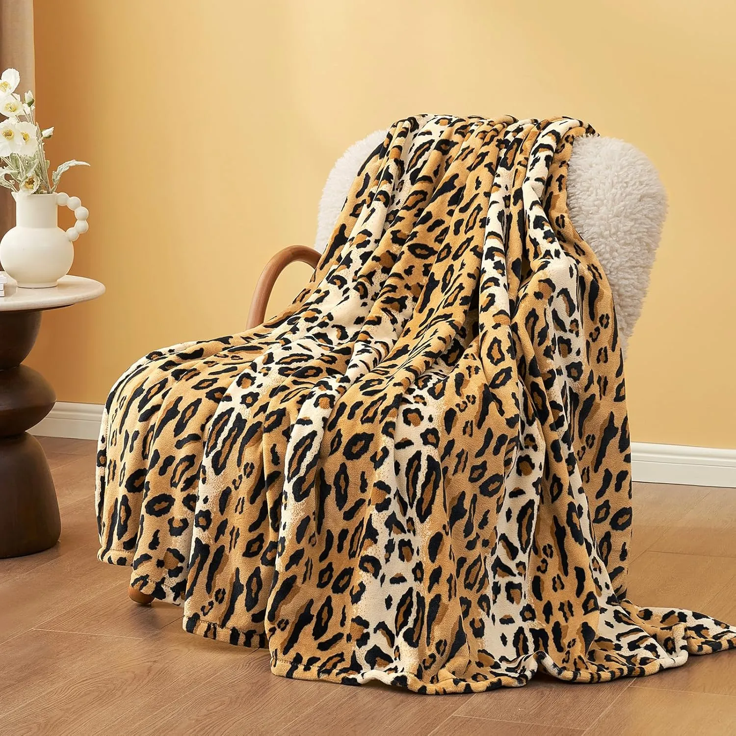 Cozy Bliss Leopard Print Throw Blanket MilkyPlush™ Fleece 330GSM Thick Blankets Western Room Decor Super Soft Warm for Adults Kids Girl Gifts Bedroom Couch Sofa Travel Brown 50"x60"