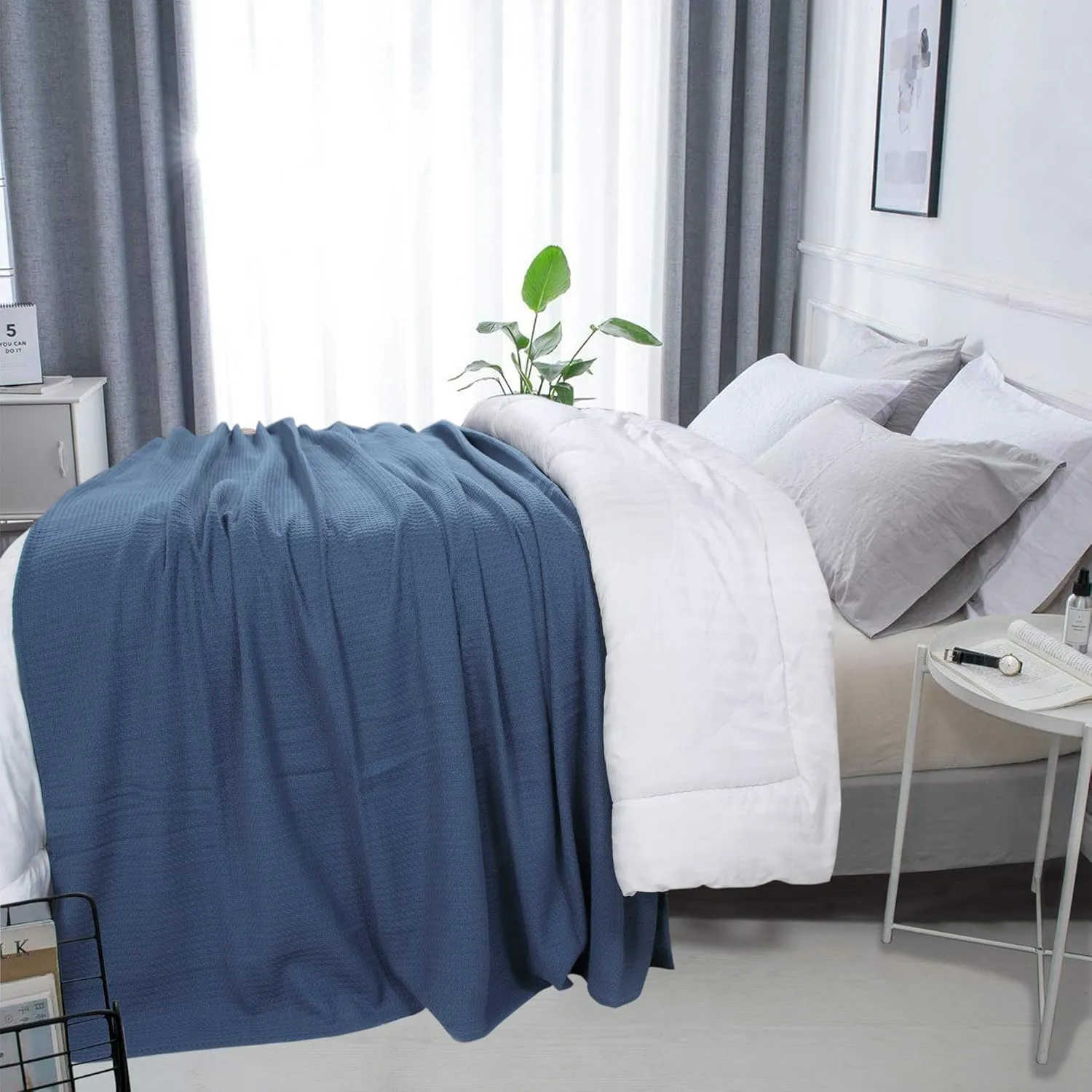 DOLLCENT 100% Cotton Queen Size Blanket for Bed, Premium Soft Combed Lightweight Blankets, Washed Breathable Cozy Bed Throw Blanket, Navy Queen Cotton Blankets for All Season: Navy (90"x90")