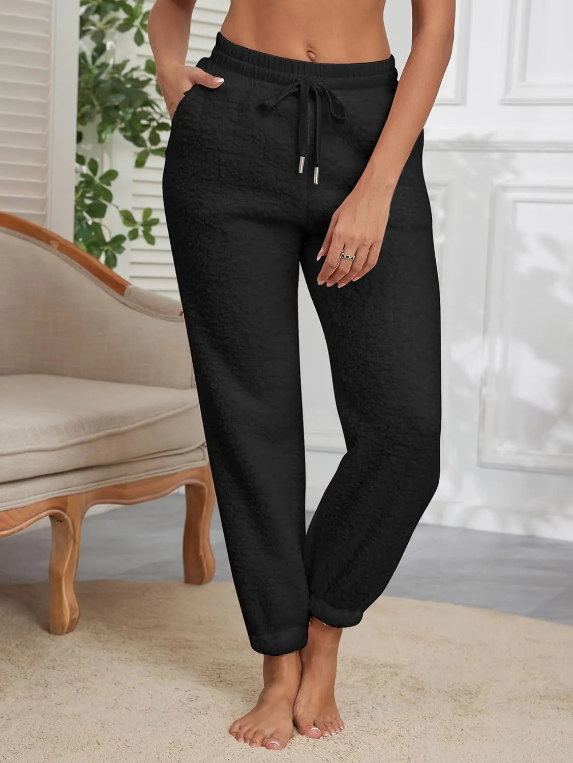 Famulily Womens Winter Sherpa Fleece Sweatpants Drawstring Waist Joggers Pants Thick Thermal Trousers with Pockets