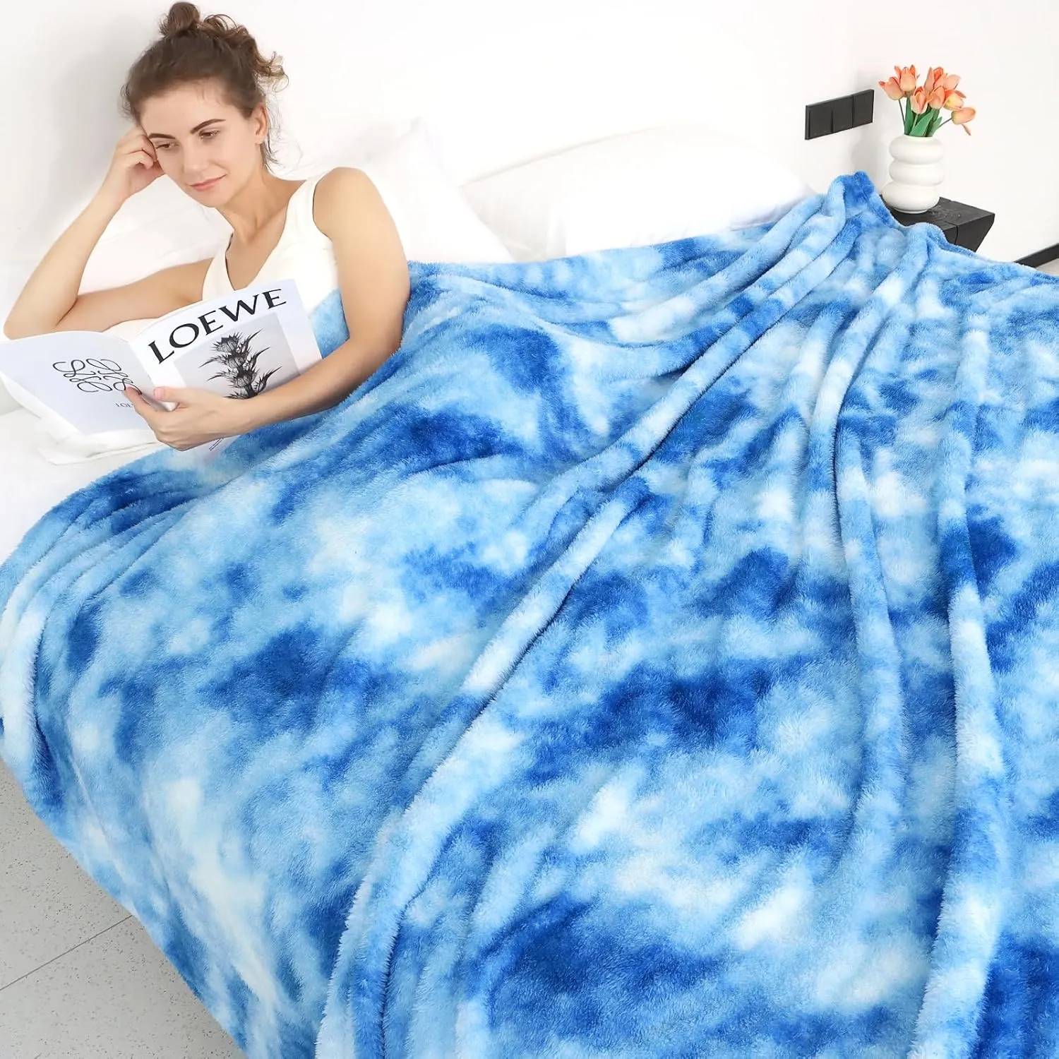 Fleece Throw Blanket Cozy Soft Lightweight Throw Blankets Warm Plush Blue Fall Blankets and Throws Couch Sofa Bed Camping Travel Picnic Outdoor Blanket Bedding Kid Baby Boys Girls Adults 60x80 in