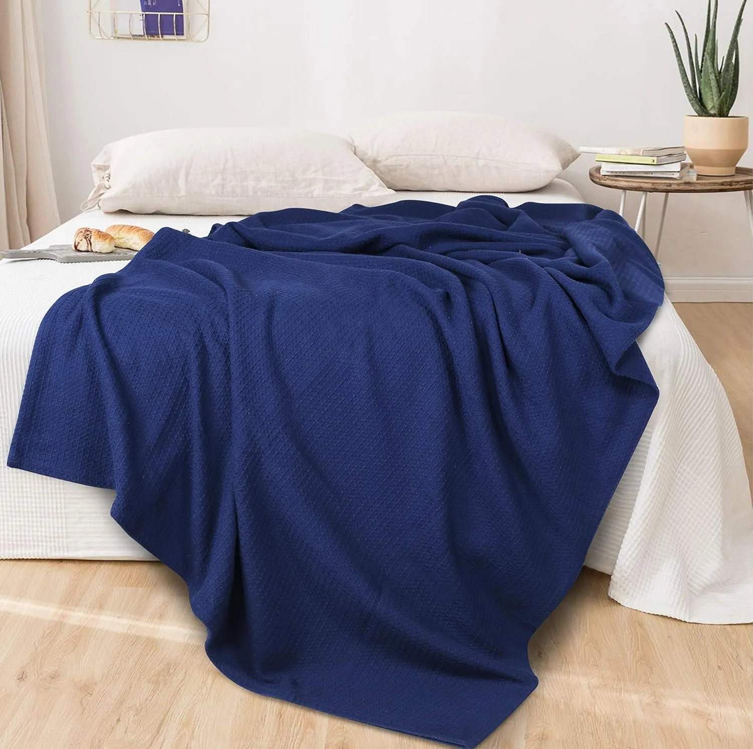 Glamburg 100% Cotton Thermal Bed Blanket, Twin Size, Soft Waffle, All Season, Navy Blue