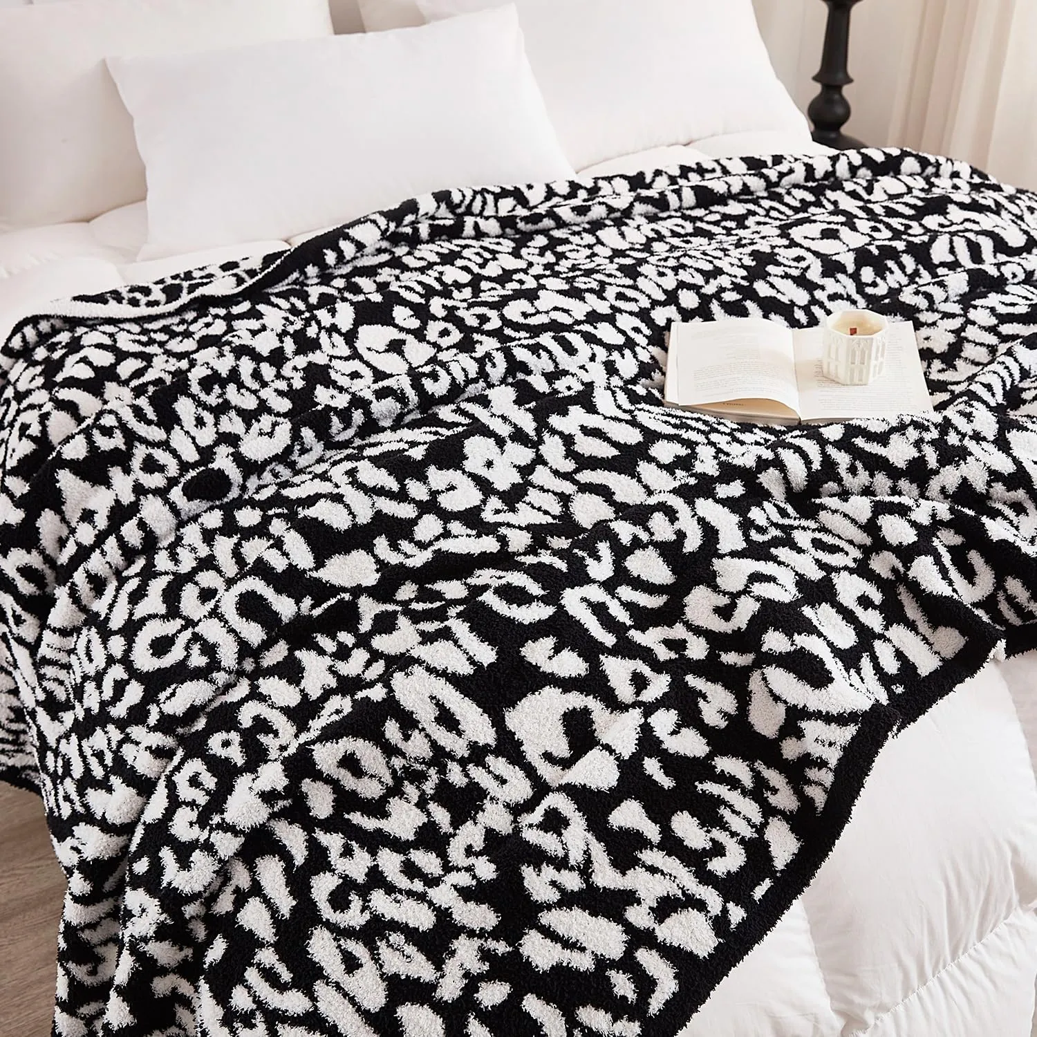 MH MYLUNE HOME Ultra Soft Leopard Throw Blanket (50x60 inches) Microfiber Blanket Plush Warm Reversible Cheetah Blanket Leopard Pattern Throw for Couch Bed Sofa - Black and White, 50"x60"