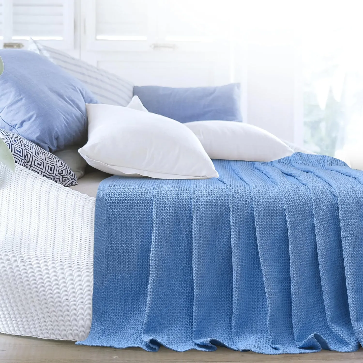 NesteriaHome 100% Cotton Blanket Waffle Weave Blue 405 GSM 90x108 Inches Soft Thermal Blanket King Size Lightweight, Breathable & Durable Summer Throw Blanket for Bed, Couches and Living Room