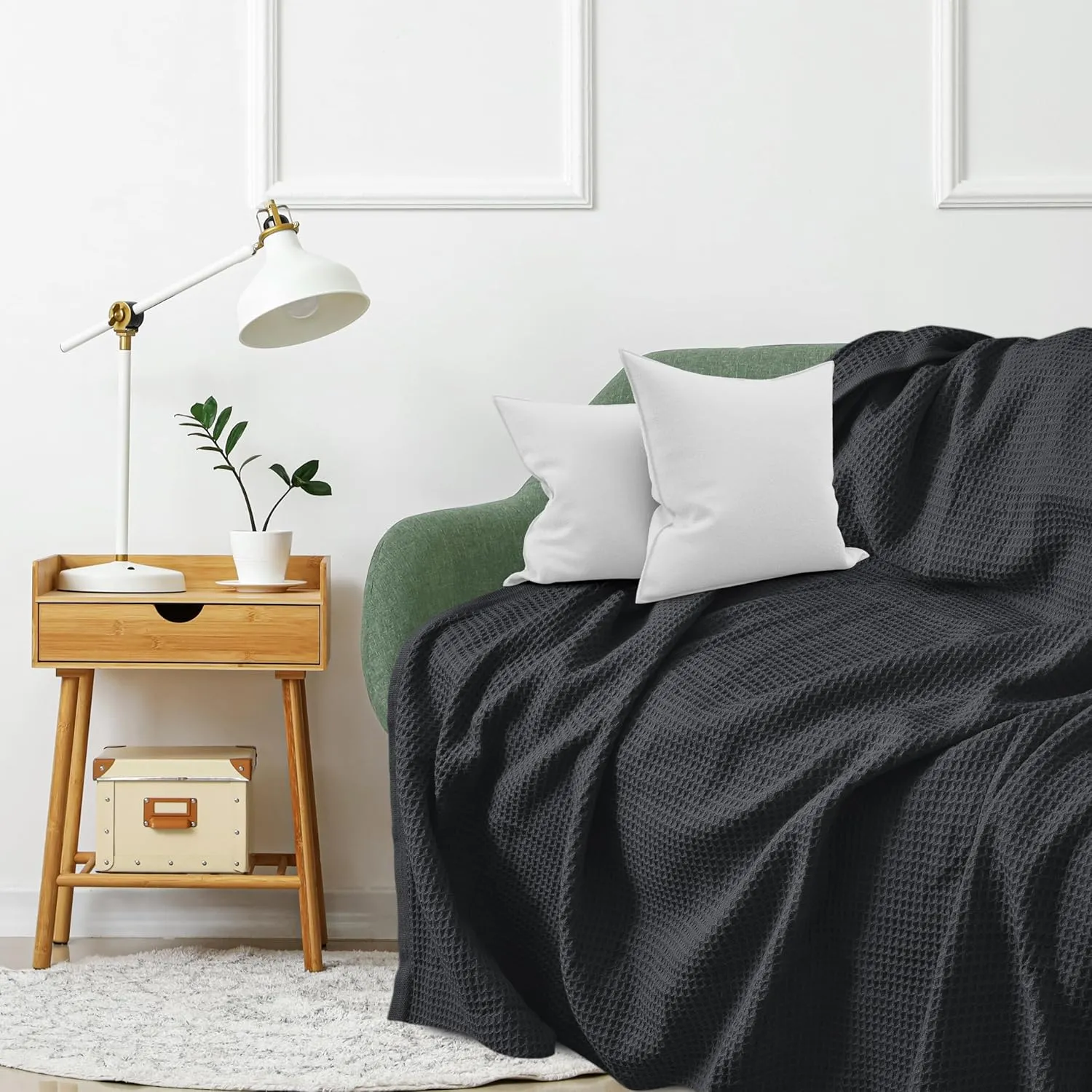NesteriaHome 100% Cotton Blanket Waffle Weave Grey 405 GSM 90x108 Inches Soft Thermal Blanket King Size Lightweight, Breathable & Durable Summer Throw Blanket for Bed, Couches and Living Room