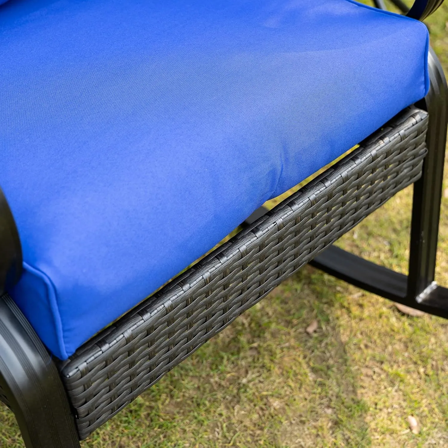 Outsunny Outdoor Wicker Rocking Chair with Padded Cushions, Aluminum Furniture Rattan Porch Rocker Chair w/Armrest for Garden, Patio, and Backyard, Blue