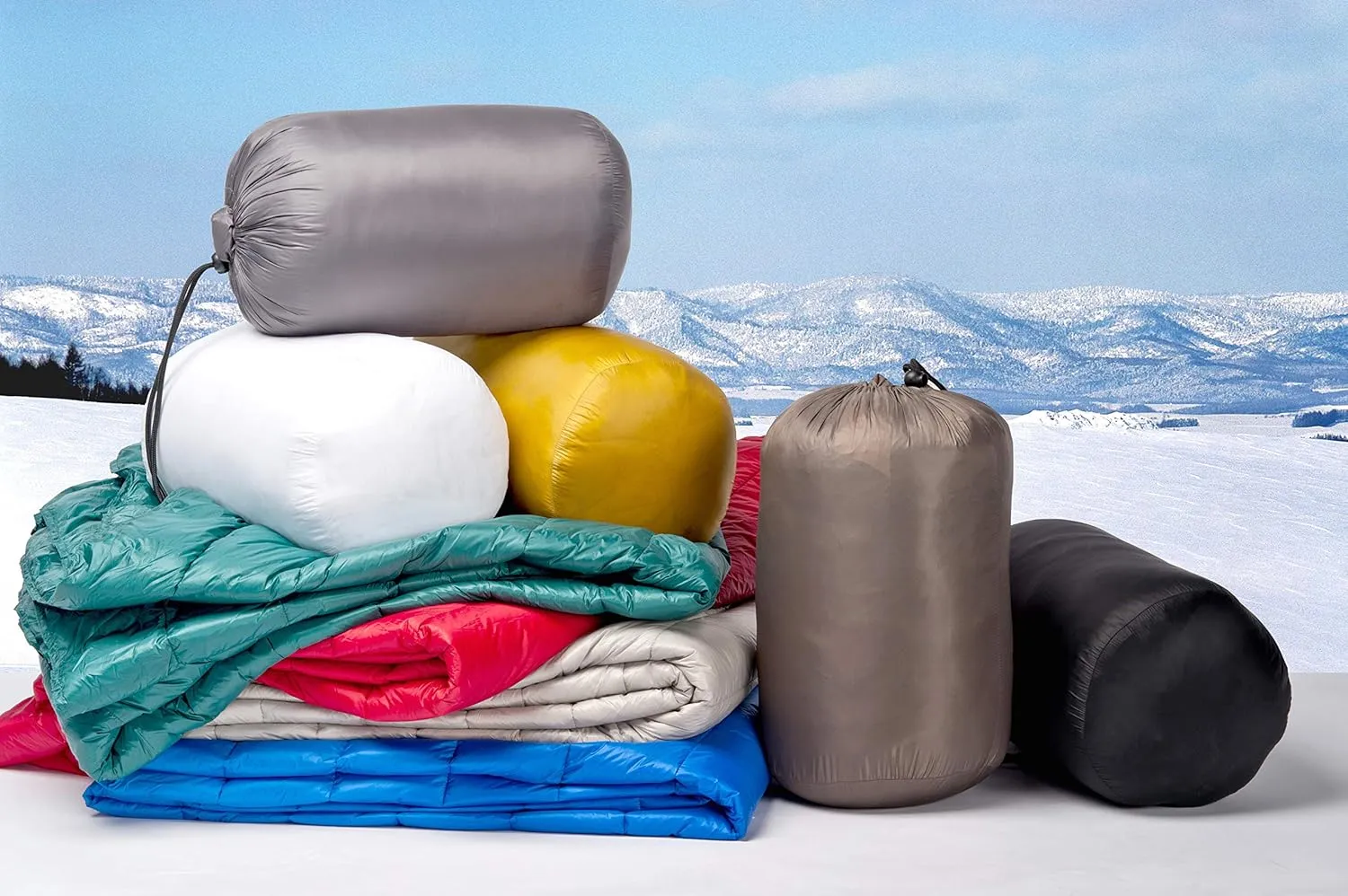 PUFF Down Alternative Indoor/Outdoor Water Resistant Blanket with Extra Strong Nylon Cover, Full/Queen, Taupe