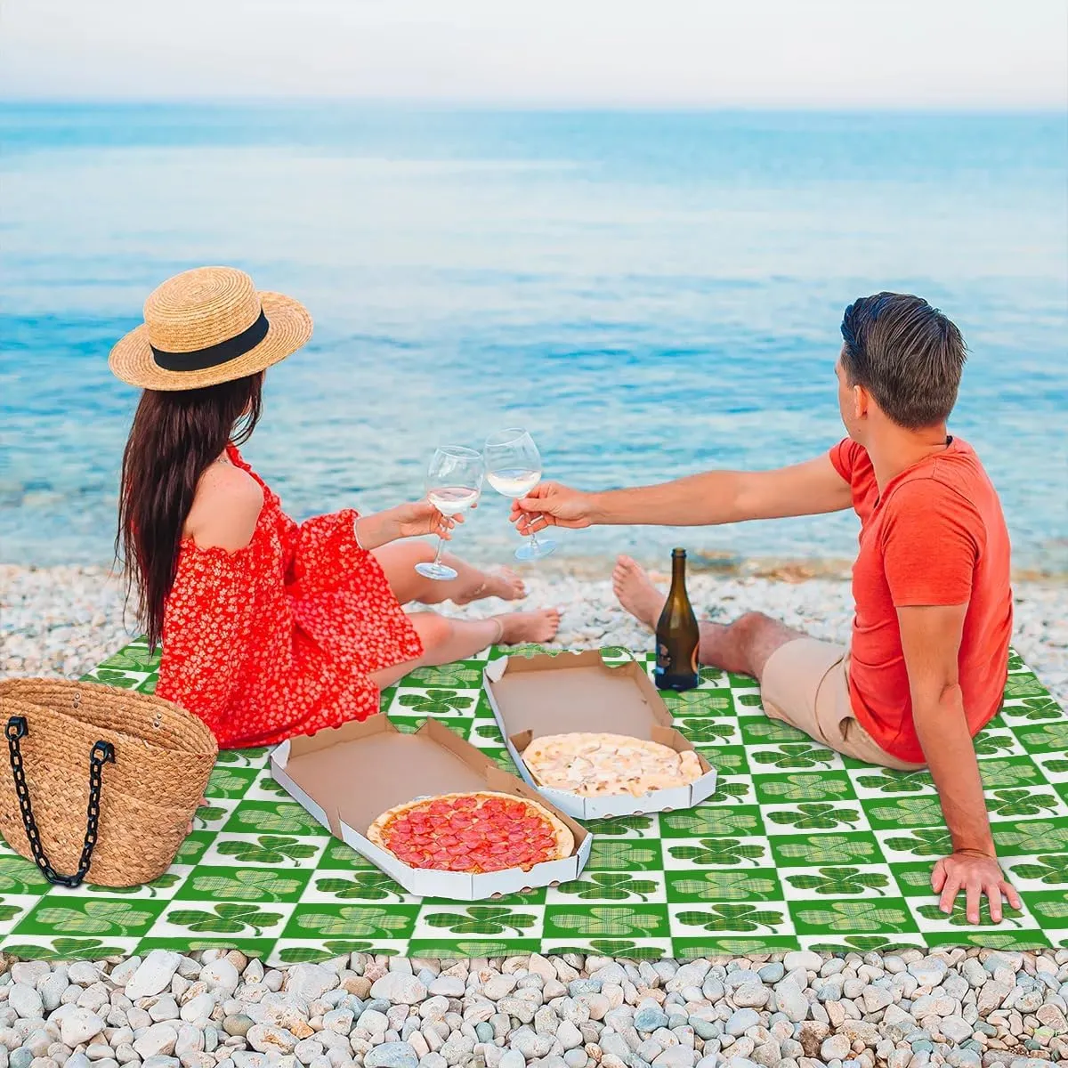 St. Patrick’s Day Beach Blanket, Sandproof Beach Mat, 68 x 59 Waterproof Quick Drying Sand Free Mat with 4 x Ground Spikes for Outdoor Travel Camping Hiking, Green Shamrock