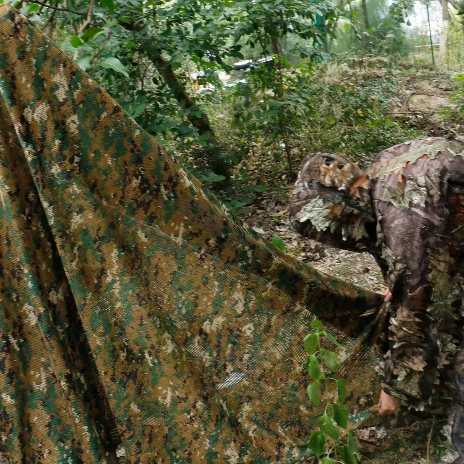 WINWAY Camo Burlap Cradle Mesh Fabric - 75D Camouflage Netting for Hunting Blinds, Camping Military Tree Stands, Ground Cover…