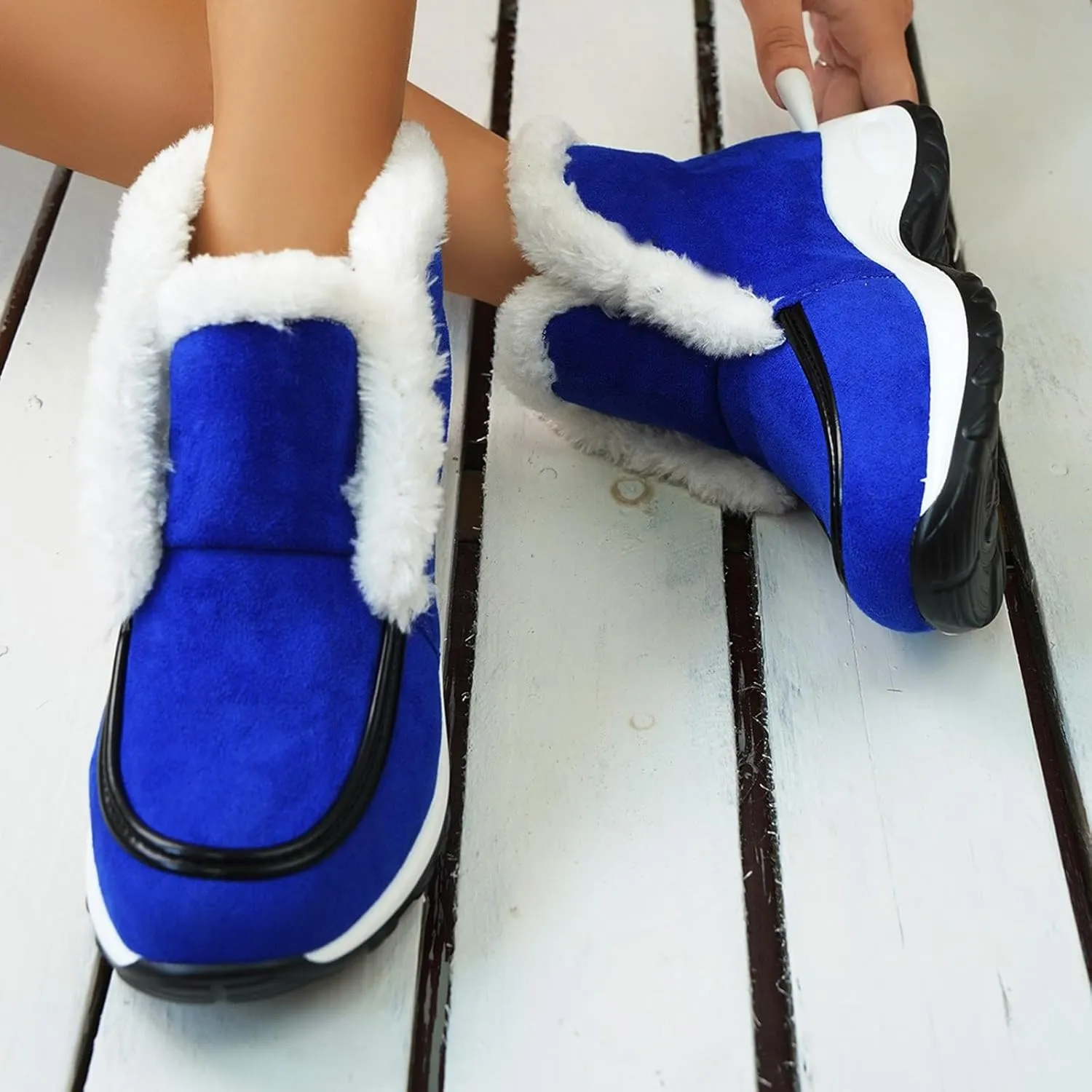 Womens Snow Boots Suede Anti-slip Winter Boots Classic Warm Fur Booties Casual Slip on Ankle Boots Comfortable Winter Shoes Trekking Shoes